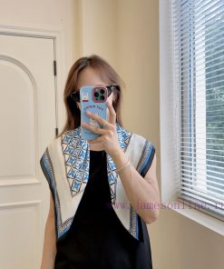 New silk versatile small square scarf, with an elegant and youthful temperament, can be usedqhf4c7xs