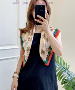 New silk versatile small square scarf, elegant and youthful temperament, can be used as a hecyy58mpk