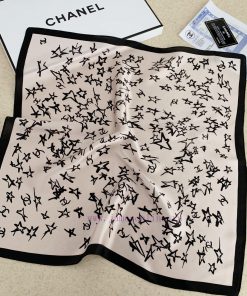 New silk versatile small square scarf, with an elegant and youthful temperament, can be usedmq454a0l