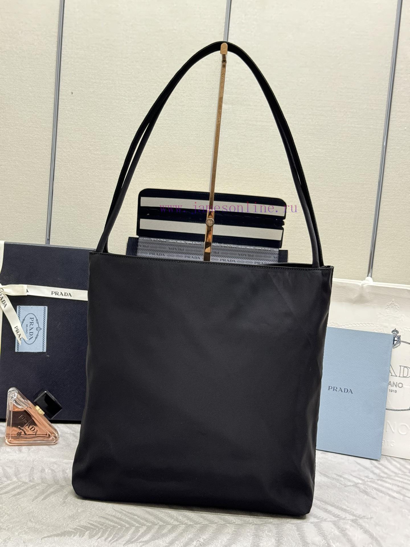 This large vintage tote bag B6242 is made of imported nylon fabric with a grid layer zipper ntuy8z8c - Image 3