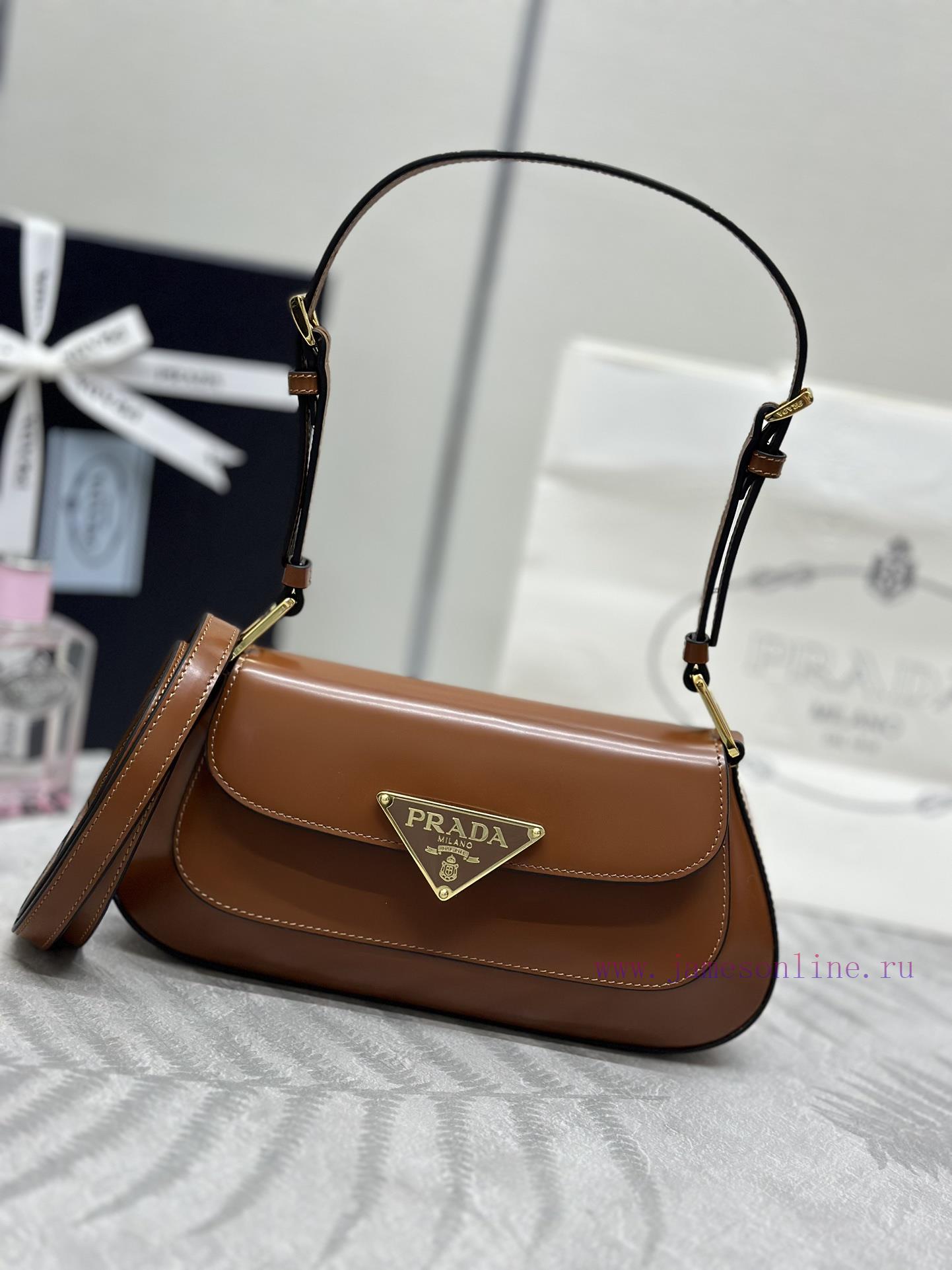 (Paired version full package, customized), new underarm bag 1BD345The smooth curved design ep71k0ed8