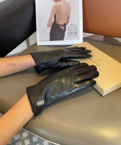 Burberry Sheepskin Gloves, Fashionable Gloves, Warm Interior for Autumn and Winter, Classic kpgwq75e