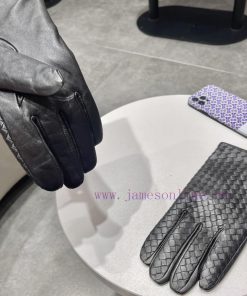 Men's glovesBV hand woven high-end sheepskin gloves are the preferred choice for men100% selarwyp7io