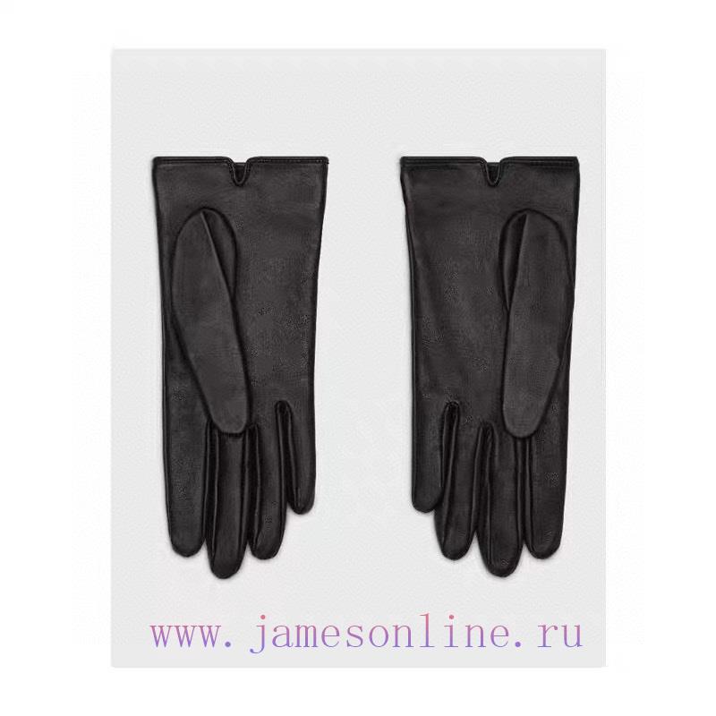 Packaging for 2023 New First Release Touchscreen Gloves CELINE Official Website Synchronizedpn4qb3vs - Image 3