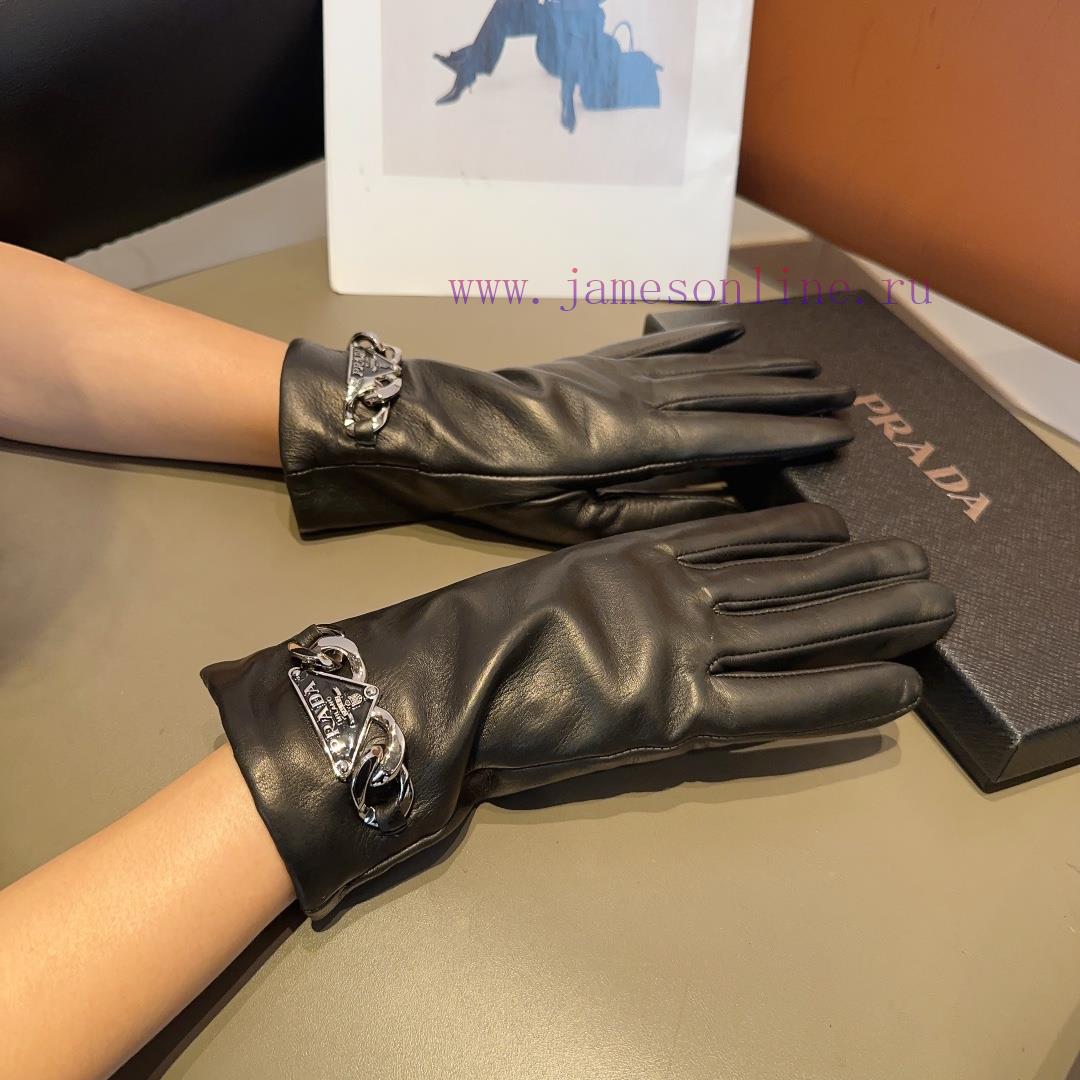Top selling items on Prada's official website, synchronized with women's new high-end sheeps4sdfao1c