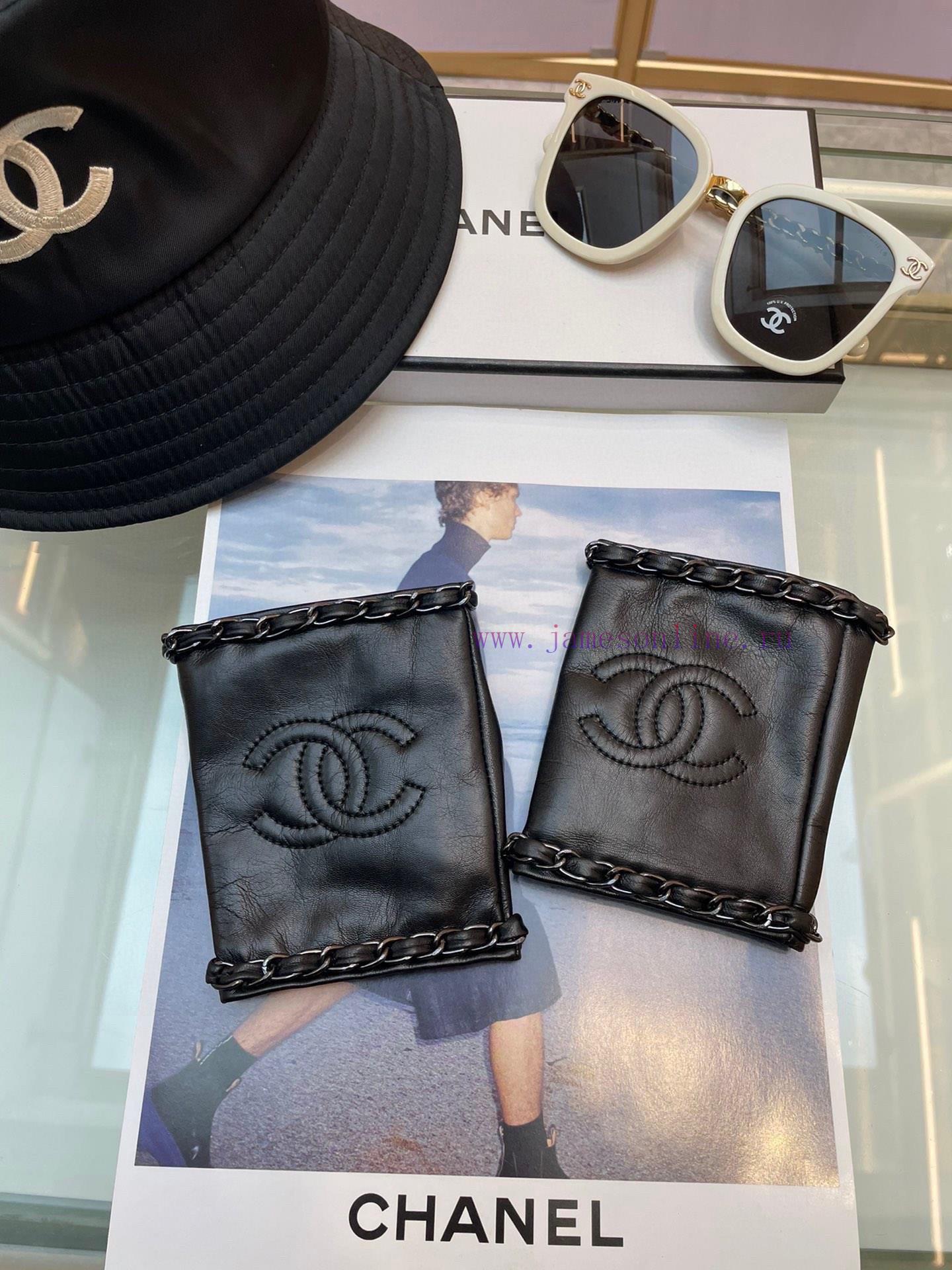 Chanel Europe's new top women's high-end half finger gloves are 100% made of imported sheeps7tigvlkg