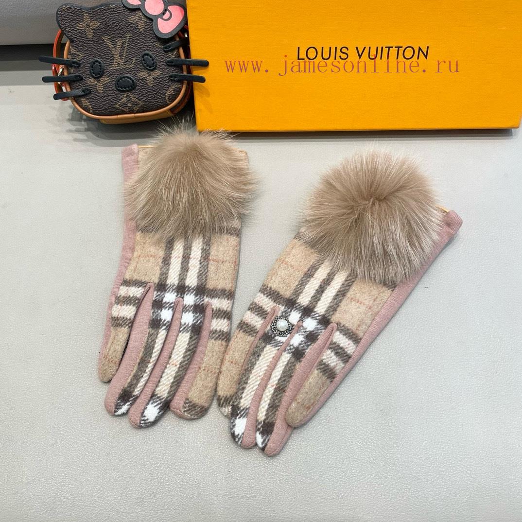 Burberry's New Big Fox Hair Ball Wool Gloves 🧤 Fashionable gloves, warm autumn and winter wi2sos0iox - Image 3