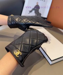 Chanel Double C official website synchronizes women's new high-end sheepskin gloves. Goddessayv7cx56