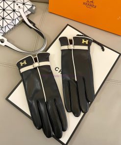 Hermes Europe's new top women's high-end gloves are 100% made of imported sheepskin leather,nulme65h