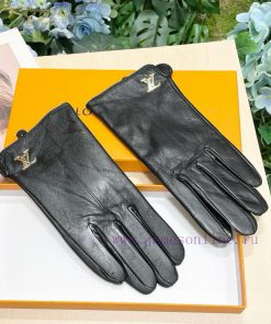 Packaging for Women's 2024 New Release Touchscreen Women's Gloves LV Official Website Synchriuyesn3y