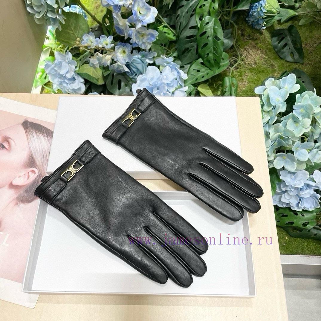 Packaging for 2024 New First Release Touchscreen Gloves CELINE Official Website Synchronized0fvmmxtu - Image 4