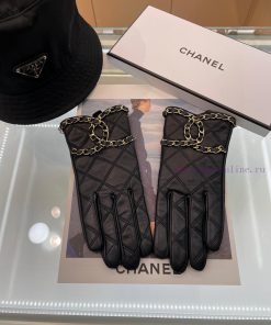 Chanel's latest chain hand woven double C touch screen gloves, made of imported Ethiopian sh3i8vv5k4