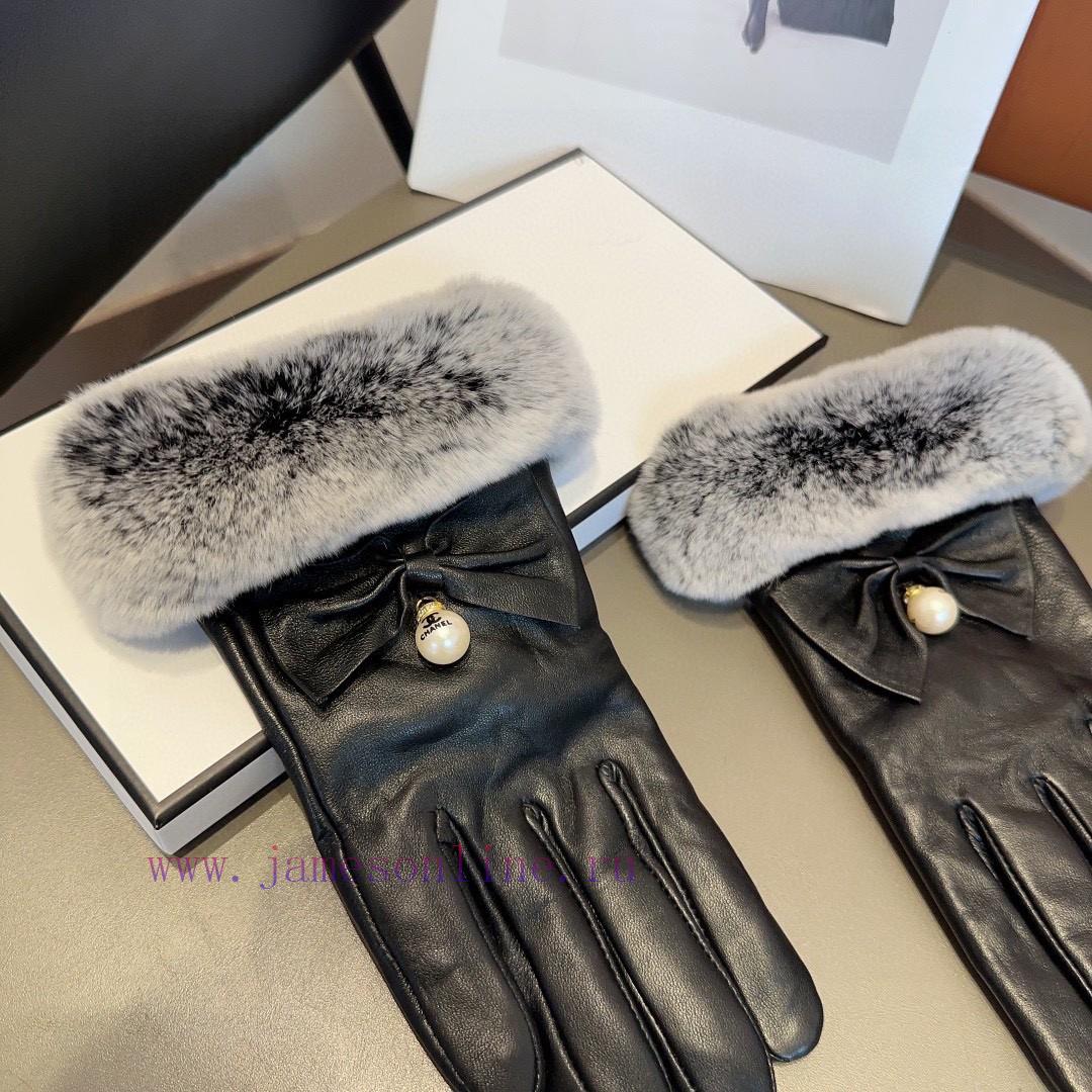 Chanel Lazy Rabbit Fur Sheepskin Embroidered Gloves are worth comparing with different qualii3pmdvtw - Image 7