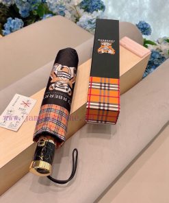 Burberry Tiger Skin Bear Triple Fold Automatic Folding Sunny Umbrella, the pinnacle of the y8m6lbpcy