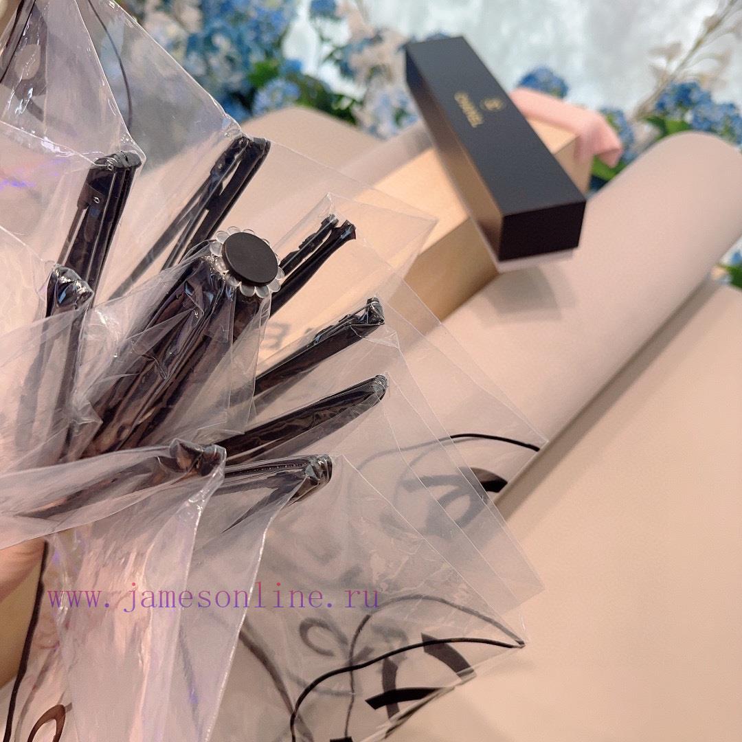 CHANEL Classic Transparent Triple Fold Hand Folding Umbrella with Exquisite Craftsmanship, S3rjuf12f - Image 8