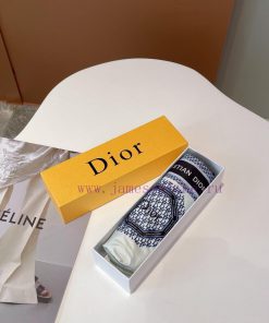 DIOR ultra light five fold pocket umbrella, only 18cm in size, is a hot selling item with a 7sscw7cg