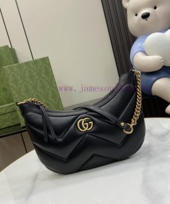 Gucci The GG Marmont Series Small Shoulder Backpack with Quilted Leather and Classic Alphabe o4z0iho2