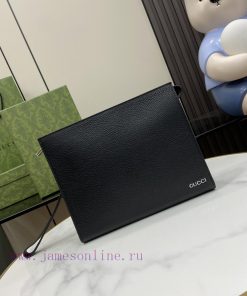 Gucci Adorned with the Gucci logo, this men's handbag is a daily accessory in the 2024 early f6y4y2z4