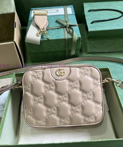 Gucci The brand's new fashion collection "Complete Factory Green Packaging" and "Gucci Love 4zteiupf