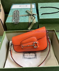 Gucci The Gucci Horsebit 1955 series mini shoulder bag brand has revitalized its collection 873pdonj