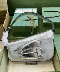 Gucci On the occasion of the 70th anniversary of the birth of the classic horseneck buckle a r8keu4yx