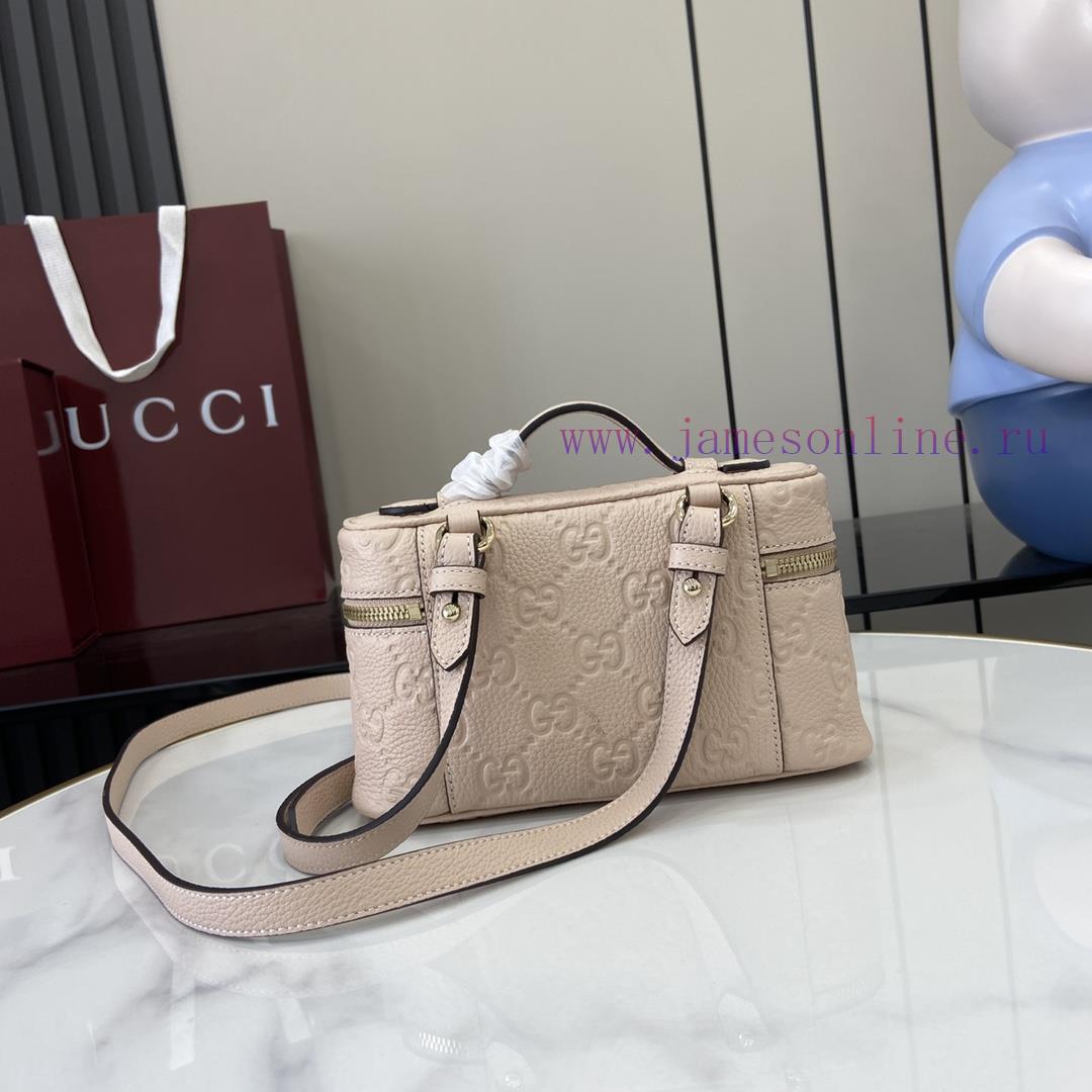Gucci New GG Emblem Series Ultra Mini HandbagThe GG Emblem series reinterprets classic patte t5ed61o2 - Image 4