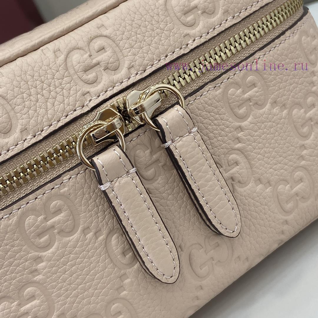 Gucci New GG Emblem Series Ultra Mini HandbagThe GG Emblem series reinterprets classic patte t5ed61o2 - Image 7