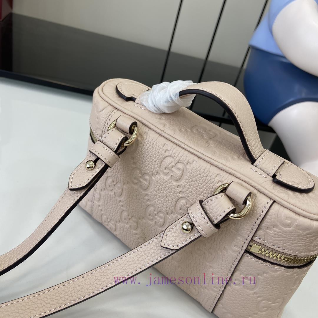 Gucci New GG Emblem Series Ultra Mini HandbagThe GG Emblem series reinterprets classic patte t5ed61o2 - Image 10
