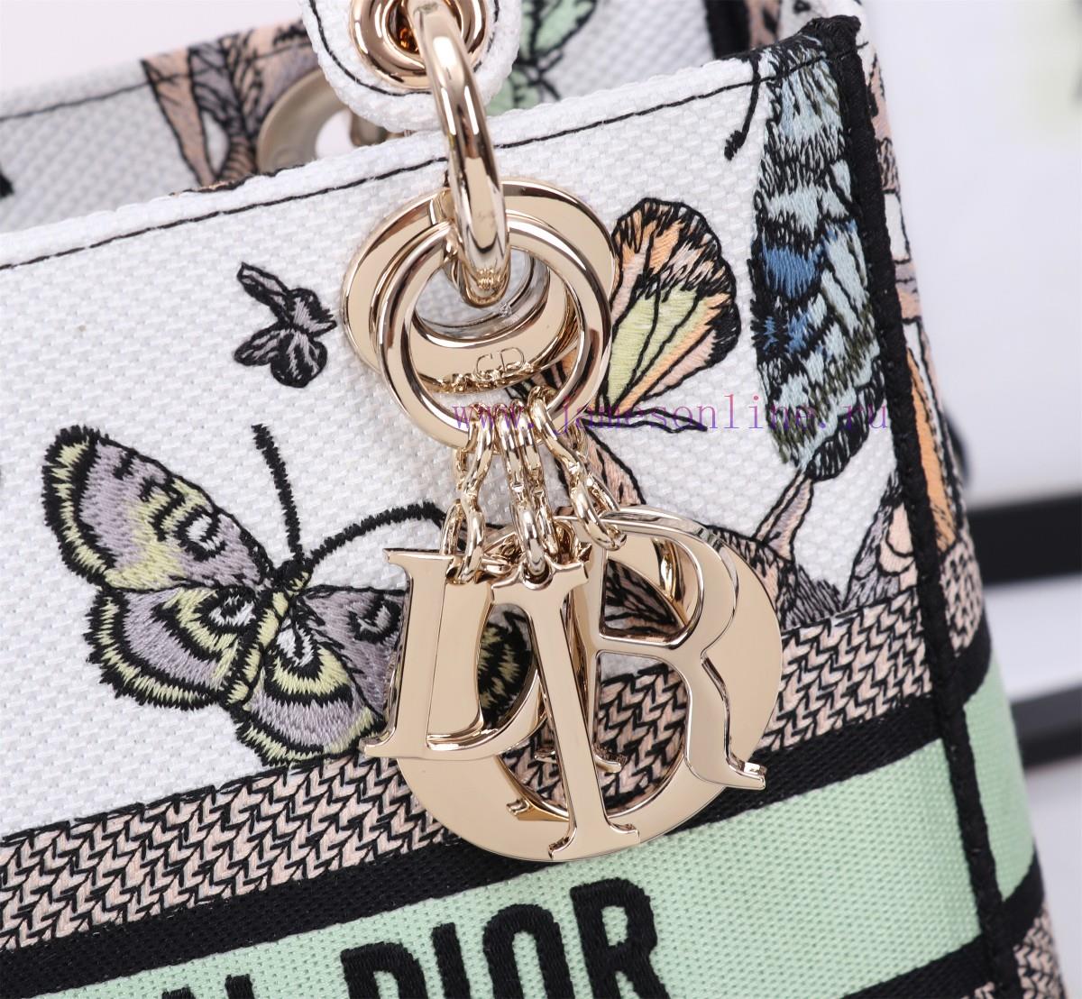 D-LITE HandbagGreen Butterfly Five Grid EmbroideryThis Lady D-Lite Handbag Blends Classic Elega bsejlob9 - Image 9