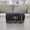 This Miss Caro Chain Handbag Is A New Product Of The Early Spring Of 2015 Series. It Is Practic o6405kyu