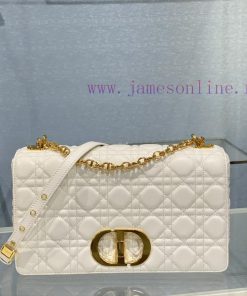 The Top Original Dior Caro Handbag Is Elaborately Made Of Cow Leather Decorated With Symbolic R kq0ty3y0