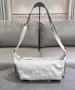 This D-Journey Handbag Is A New Product Of This Season And Made A Brilliant Debut In Dior's Spr trokwxe7