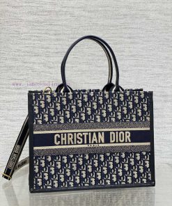 Medium Size Spot GoodsTote's Latest Autumn And Winter Collection Has Been Planted With This Bag 1h8m4bvg