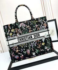 Top Tier Original Factory With Complete Packaging𝐃𝐢𝐨𝐫𝐁𝐨𝐨𝐤𝐓𝐨𝐭𝐞Black Dragonfly Is 42cm In SizeThi wgtob3dc