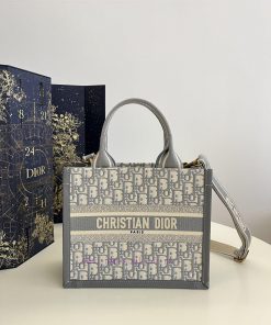 Small Size Spot GoodsTote's Latest Autumn And Winter Collection Breaks The Monotony With The Ne yrw2ewly