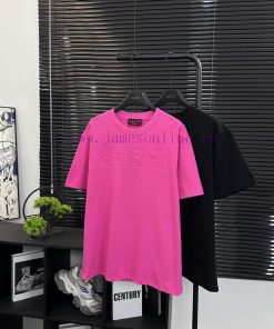 Gucci  Style Number G918 Gucci New 3D Embossed Letter Embossed Short Sleeved ShirtFabric - Made 8iyo3eaz
