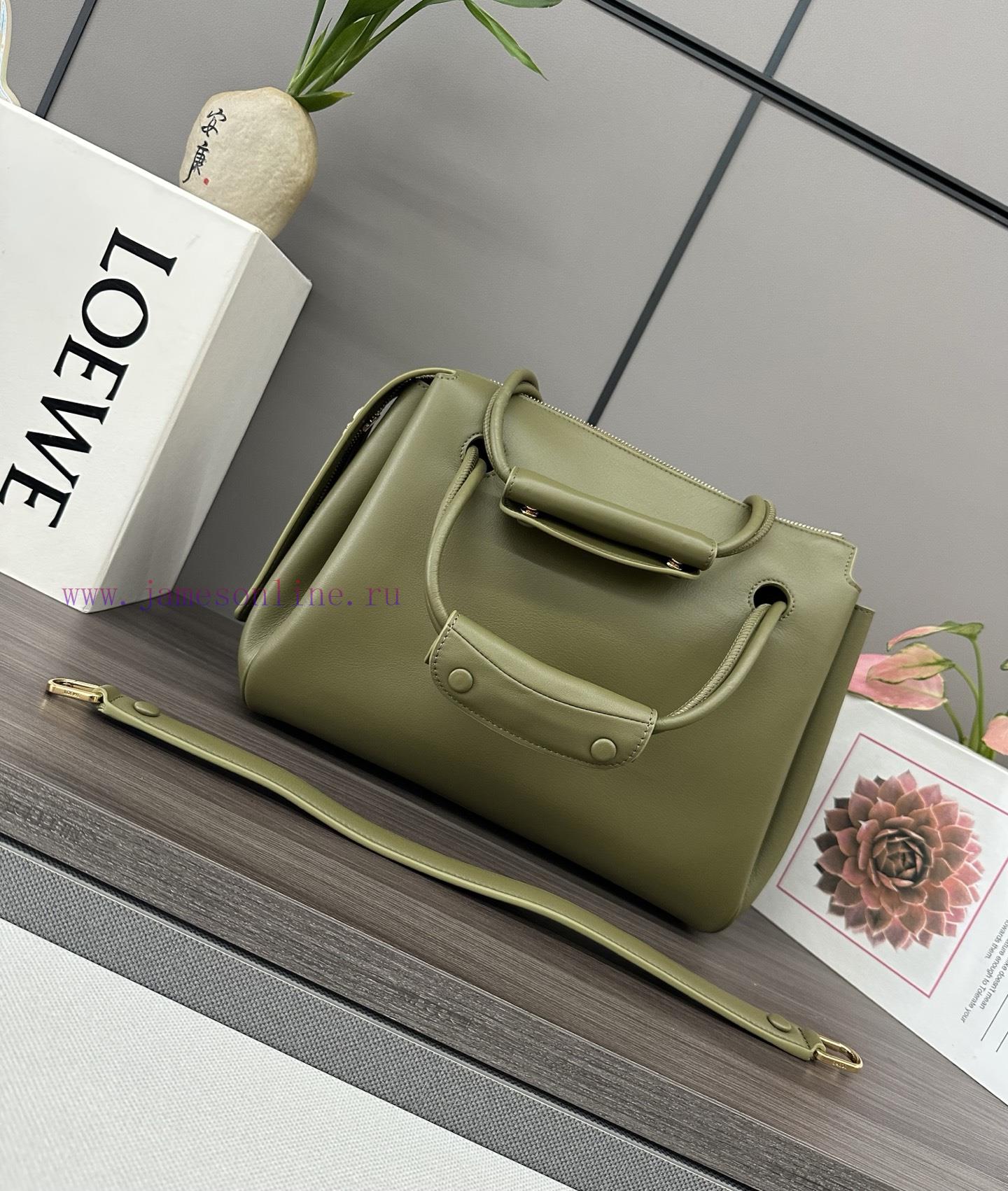 Loewe Bags Loewe New Medium Soft Cow Leather Madrid HandbagMadrid Has A Soft And Structured Trapezoidal Sh rrh1iwsc - Image 3