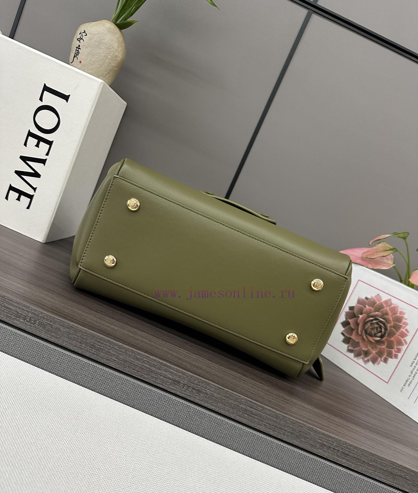 Loewe Bags Loewe New Medium Soft Cow Leather Madrid HandbagMadrid Has A Soft And Structured Trapezoidal Sh rrh1iwsc - Image 5