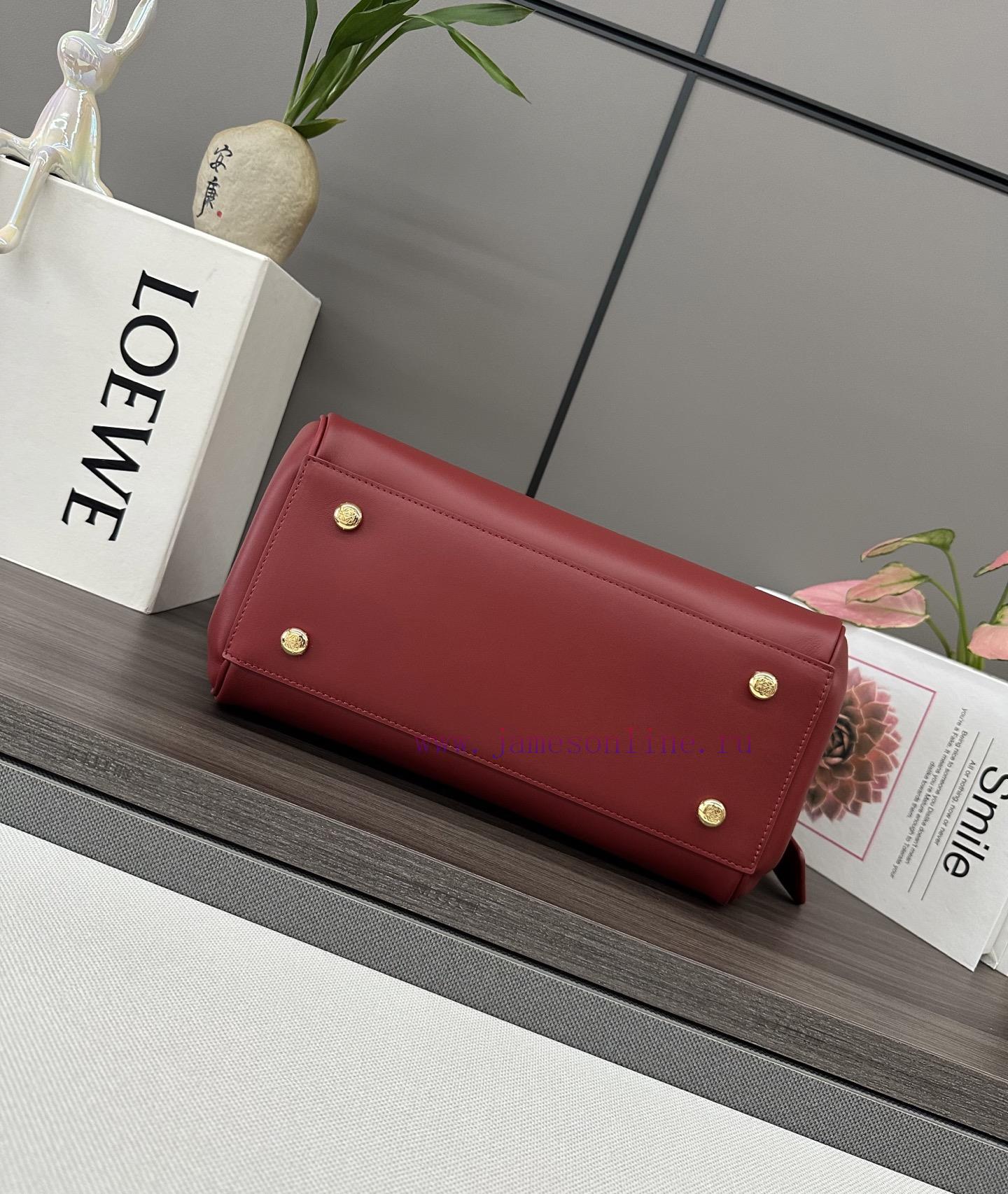 Loewe Bags Loewe New Medium Soft Cow Leather Madrid HandbagMadrid Has A Soft And Structured Trapezoidal Sh qonzj9jg - Image 5