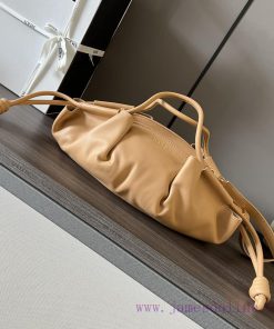 Loewe Bags . New Small Paseo Dumpling Bun From HomeExquisite Workmanship With A Simple And Elegant Silhoue sml28x9f