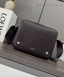 Loewe Bags . LO ℮ W ℮ New Small Soft Grain Cowhide Pebble Messenger Bag Adopting Practical And Exquisite D 2ngcsw3y