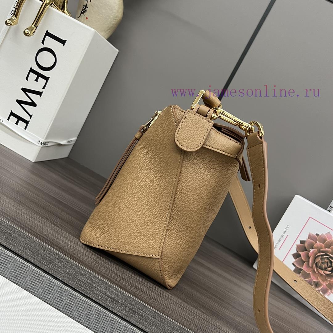 Loewe Bags L ⊚℮ W ℮ Medium Grain Cowhide Puzzle Handbagnew ColorLO's Debut Handbag Features A Rectangular uk9rp4xt - Image 3