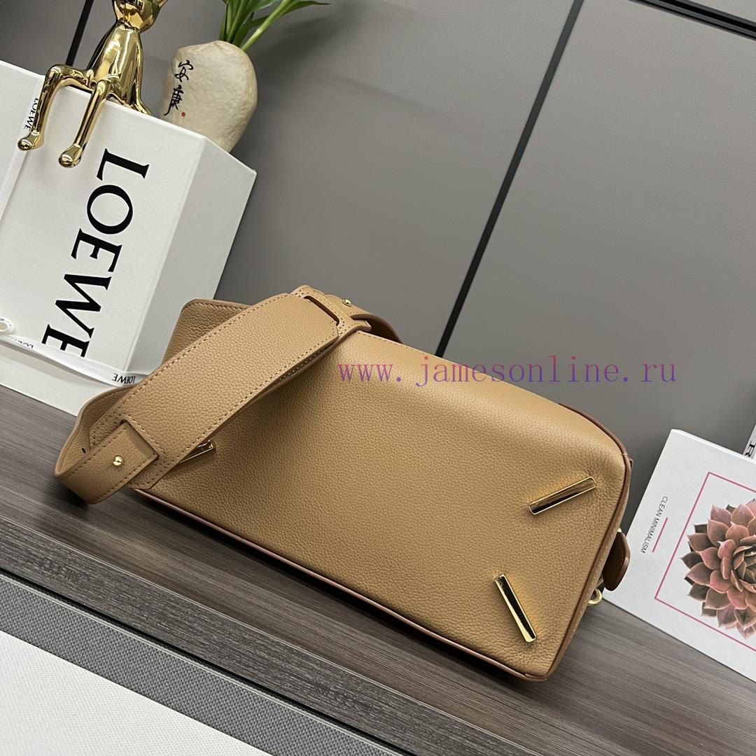 Loewe Bags L ⊚℮ W ℮ Medium Grain Cowhide Puzzle Handbagnew ColorLO's Debut Handbag Features A Rectangular uk9rp4xt - Image 5