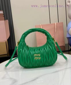 MiuMiu Bags The New MiuWander Handbag Comes With A Complete Set Of Original Packaging. It Features The Icon a9foqdwd