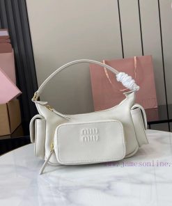MiuMiu Bags The Most Unique Style Of Motorcycle Bag This Year M Comes With A Complete Set Of Original Facto c25dn2wv