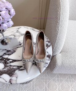 Valentino's New Full Diamond Bow High-heeled Shoes Are Dazzling And Luxurious. They Are Sweet A vspogvij