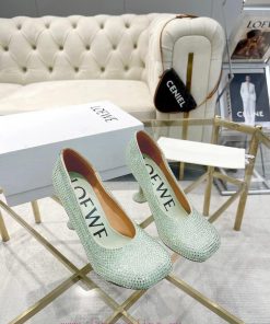 LOEWE Introduces The Latest Imported Genuine Leather Base And Loewe 2024/aw Early Spring Runway y4vmrwvr