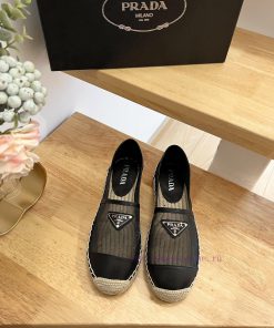 Prada/Prada In Early Spring 2024 This Mesh Fisherman Shoe Combines Mesh And Cowhide With A Casu gdwx5ren