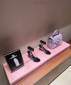 The MostALAIA24 Spring/summer Silver Metallic Suede Sandals Have Insights Into Women's Body Sha pkq7ljbd