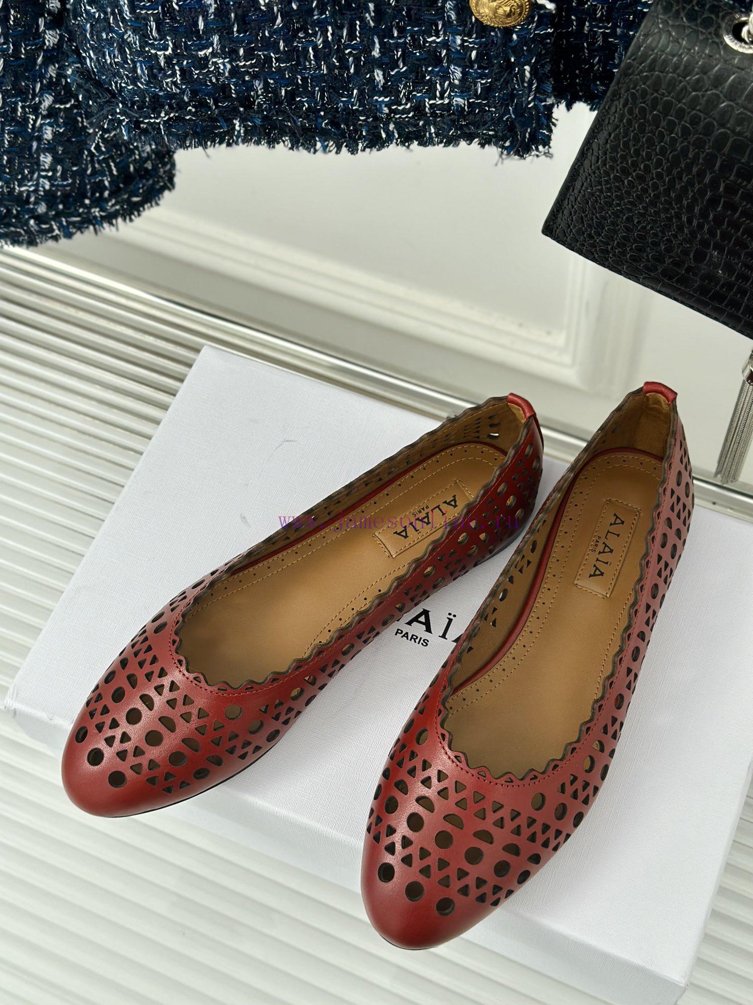 AlAIA | Classic Retro Hollowed Out Single Shoe From AlAIAFull Of Girlish Style With Both Modern kusb3xo4 - Image 3